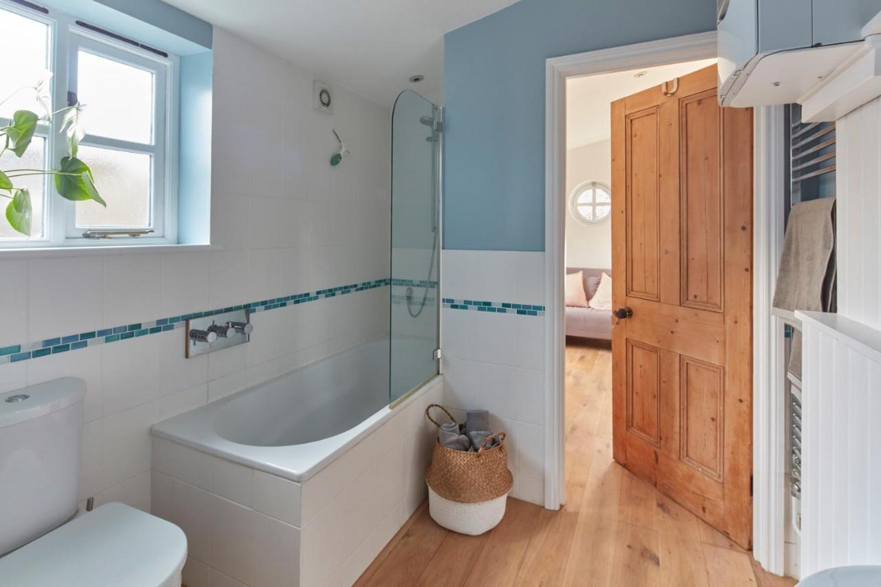 A Cool Coastal Retreat On Kingsdown Beach - The White House Villa Deal Exterior foto