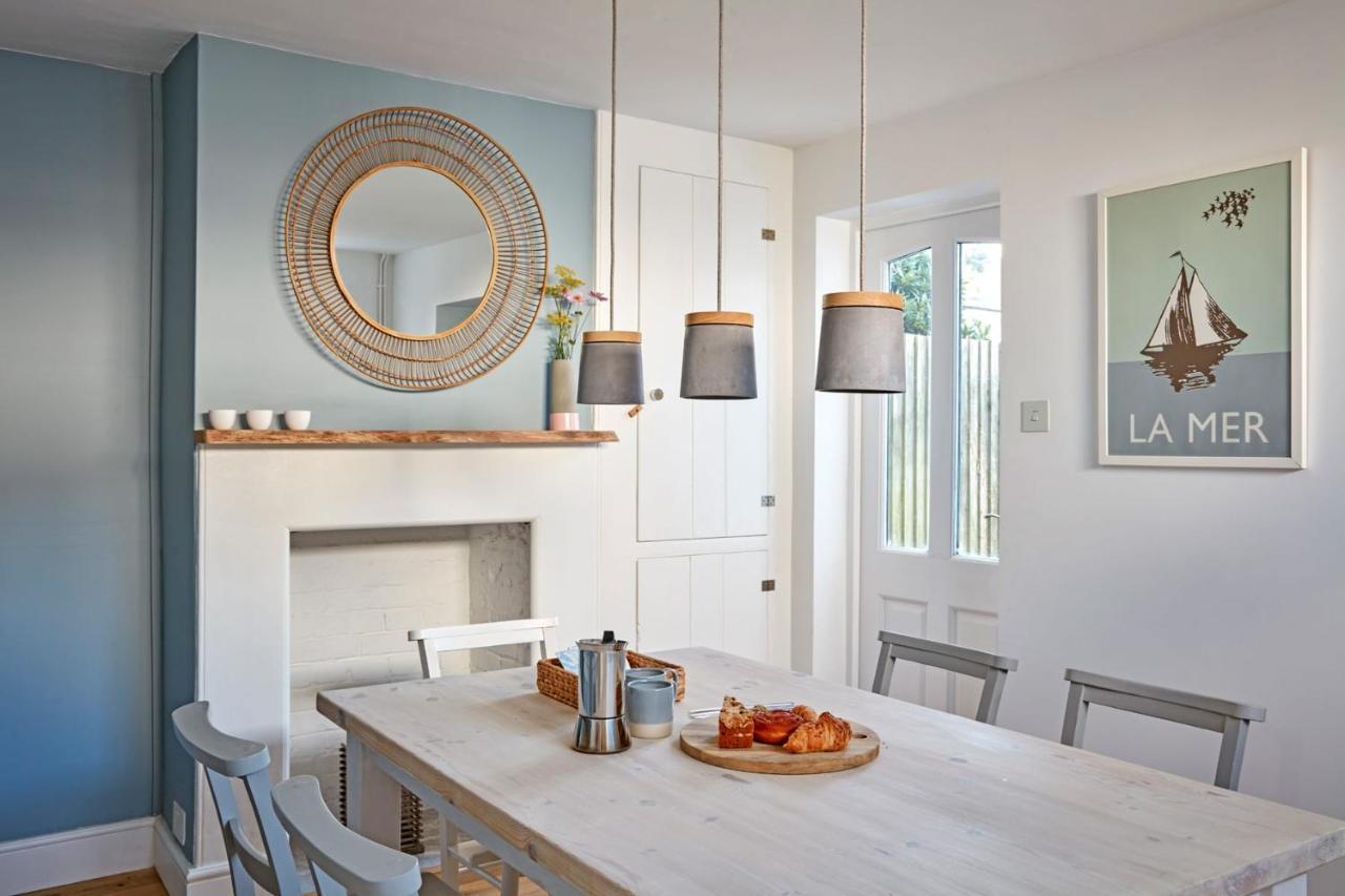 A Cool Coastal Retreat On Kingsdown Beach - The White House Villa Deal Exterior foto
